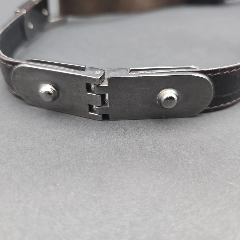 Suzi Roher Metal Leather Stretch Belt Brown Croc Gunmetal Carabiner Medium